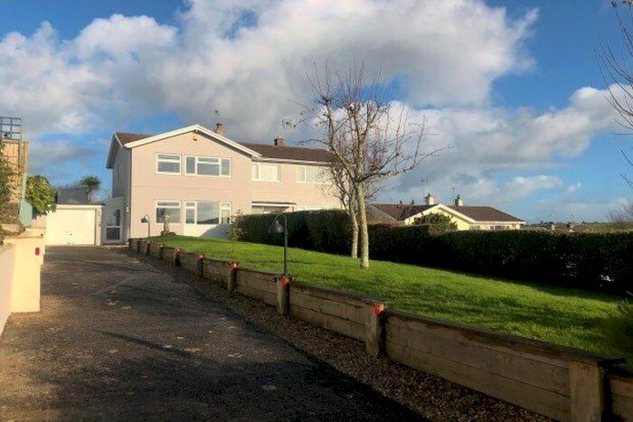 3 Bedroom Property To Rent In Carne Meadows, Truro, TR2