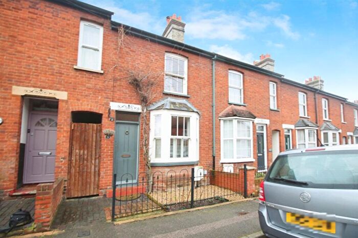 3 Bedroom House To Rent In Brampton Park Road, Hitchin, Hertfordshire, SG5