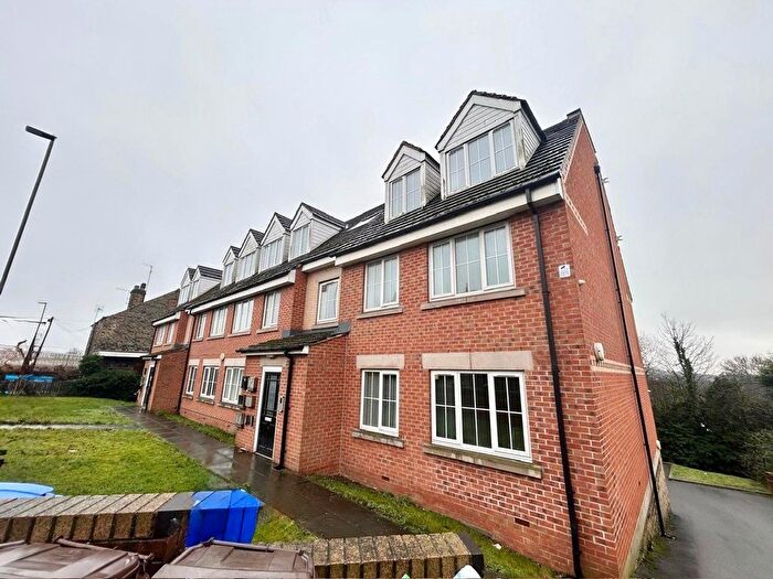 2 Bedroom Flat To Rent In Woodhouse Road, Sheffield, South Yorkshire, Uk, S12