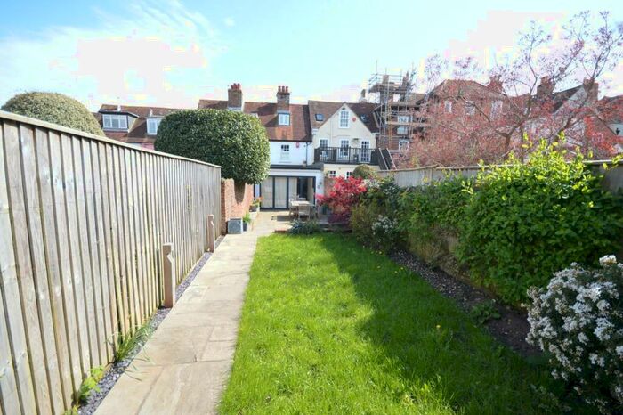 2 Bedroom Terraced House To Rent In Nelson Place, Lymington, Hampshire, SO41