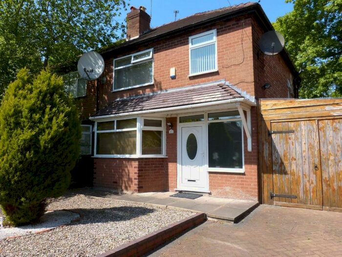 3 Bedroom Semi-Detached House To Rent In Stanley Road, Whalley Range, Manchester, M16