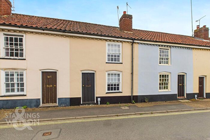 2 Bedroom Cottage For Sale In Station Road, Halesworth, IP19