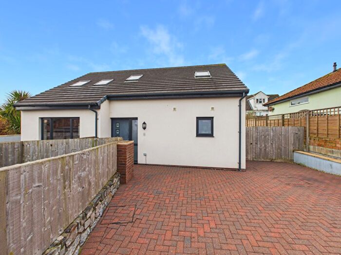 3 Bedroom Detached Bungalow For Sale In Mariners Way, Paignton, TQ3