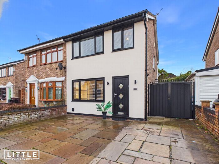 3 Bedroom Semi Detached House For Sale In Dale Crescent, St. Helens, WA9