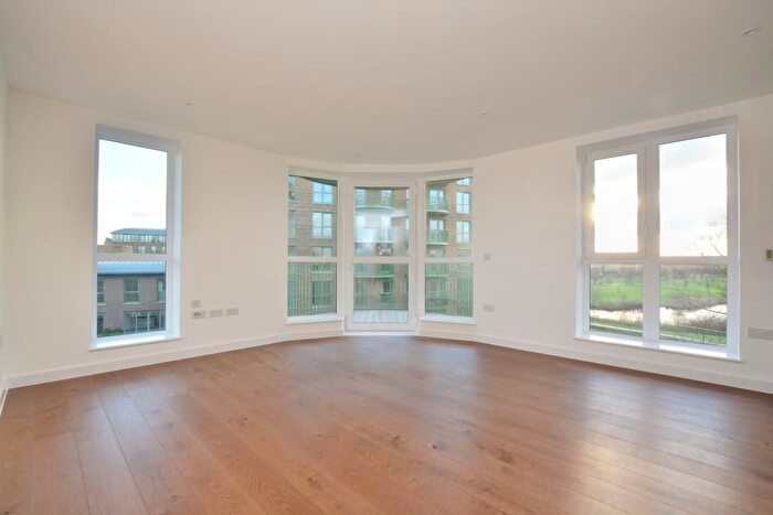 2 Bedroom Flat To Rent In Grayston House, Astell Road, Blackheath, London, SE3