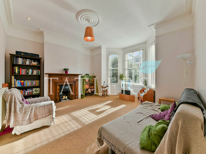 2 Bedroom Ground Flat To Rent In Sutton Road, Muswell Hill, N10