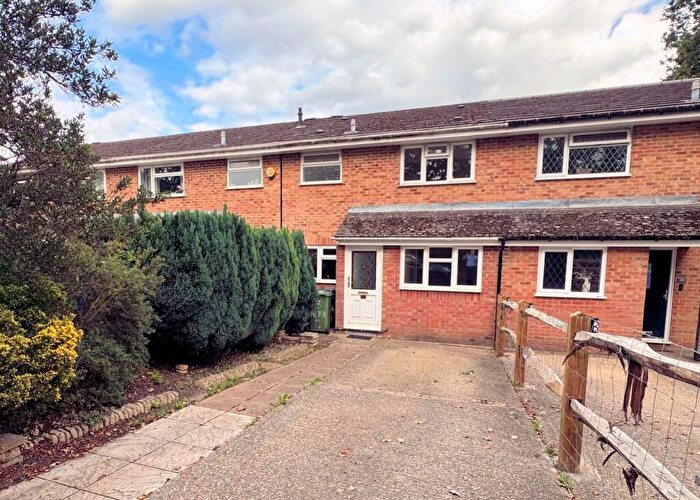 3 Bedroom Terraced House For Sale In Alma Road, Bordon, Hampshire, GU35