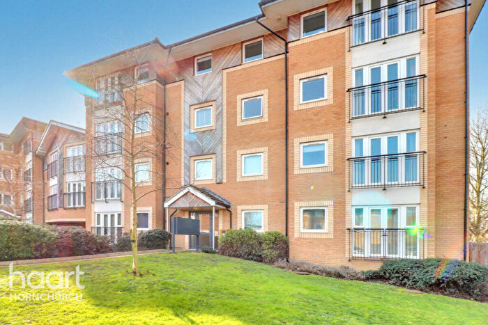2 Bedroom Apartment For Sale In Stafford Avenue, Hornchurch, RM11