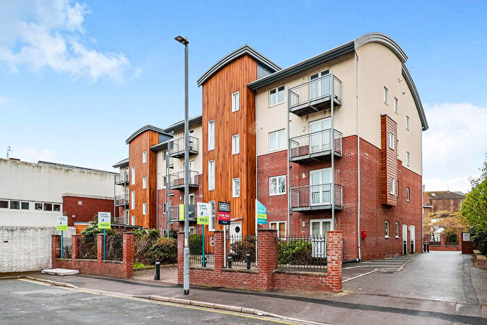 1 Bedroom Flat To Rent In Lion House, Lion Terrace, Portsmouth, Hampshire, PO1