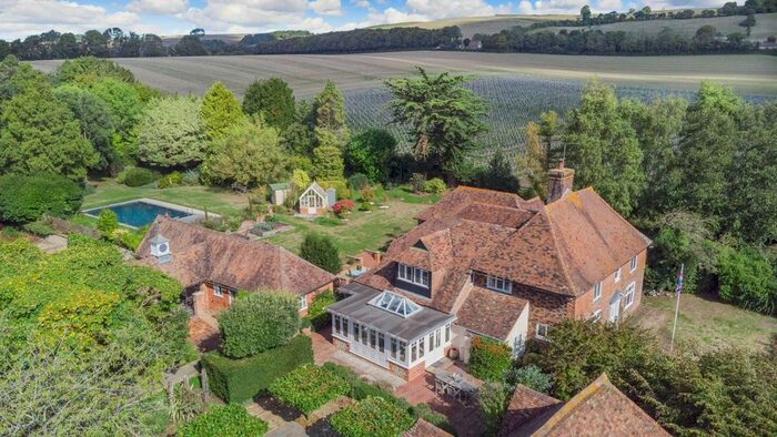 5 Bedroom Detached House For Sale In Canterbury Road, East Brabourne, Ashford, Kent, TN25