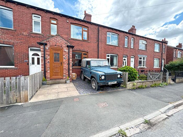2 Bedroom Terraced House For Sale In Turnshaw Avenue, Kirkburton, HD8