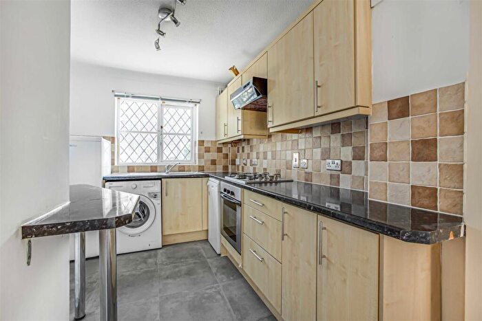 3 Bedroom House To Rent In Hawthorne Place, Epsom, KT17