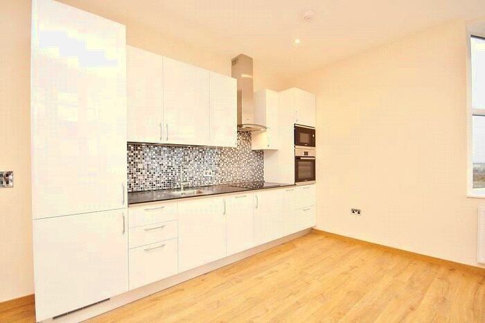 1 Bedroom Apartment To Rent In High Road, Romford, Essex, RM6
