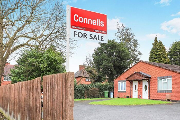 1 Bedroom Detached Bungalow For Sale In Barn Green, Bradmore, Wolverhampton, WV3