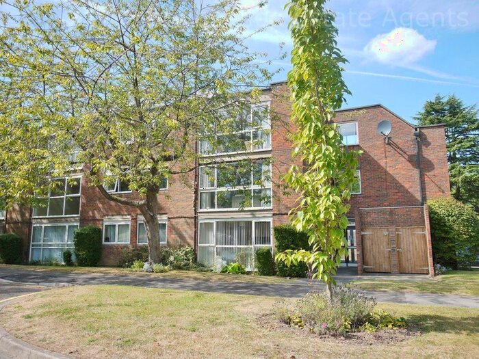 2 Bedroom Flat To Rent In Hawkesworth Close, Northwood, HA6