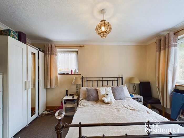 1 Bedroom Property To Rent In Barleycorn Drive, Rainham, Kent, ME8