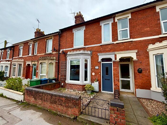 2 Bedroom Town House For Sale In Station Road, Royal Wootton Bassett, SN4