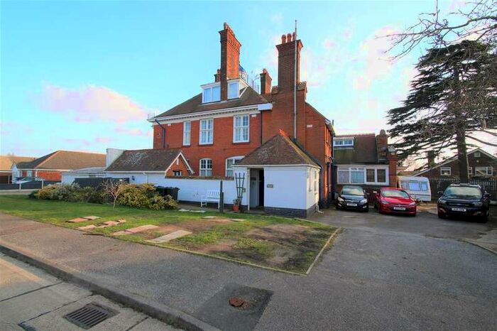 1 Bedroom Flat To Rent In Nightingale Way, Clacton-on-sea, CO15