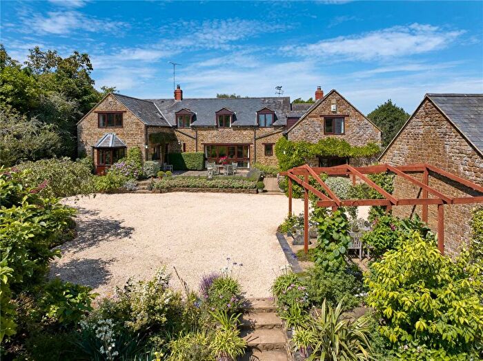 6 Bedroom Detached House For Sale In Sibford Road, Epwell, Banbury, Oxfordshire, OX15