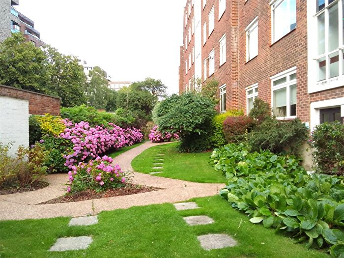 2 Bedroom Flat For Sale In St. John's Avenue, London, SW15