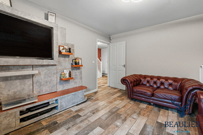 4 Bedroom Terraced House For Sale In Hobart Close, Chelmsford, CM1