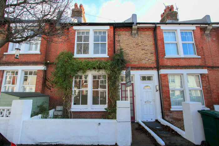 2 Bedroom Terraced House To Rent In Bennett Road, Brighton, BN2