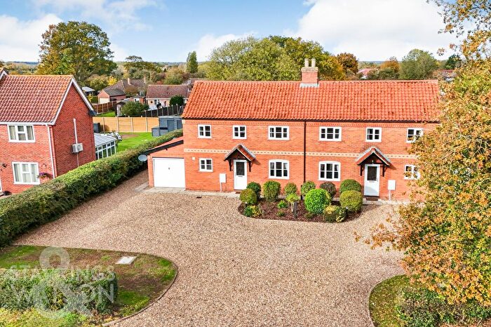 3 Bedroom Semi Detached House To Rent In High Green, Great Moulton, Norwich, NR15