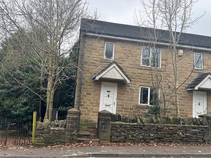 4 Bedroom Town House To Rent In Daisy Hill Back Lane, Bradford, BD9