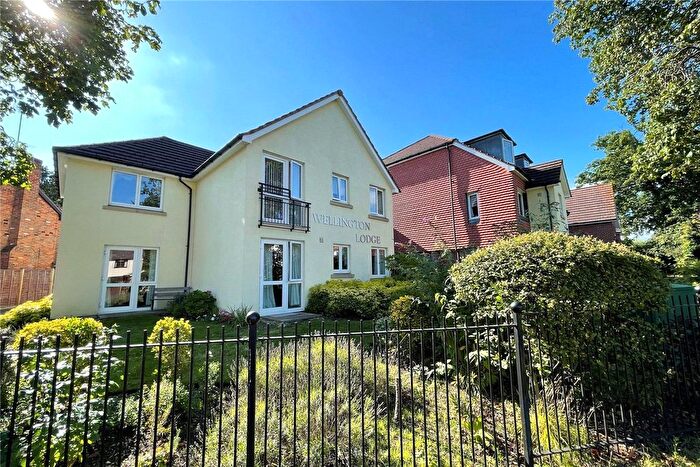 1 Bedroom Flat For Sale In Firwood Drive, Camberley, Surrey, GU15