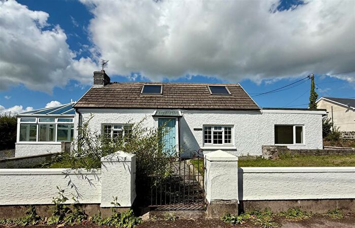 1 Bedroom Detached Bungalow For Sale In Cwmisfael, Llanddarog, Carmarthen, SA32