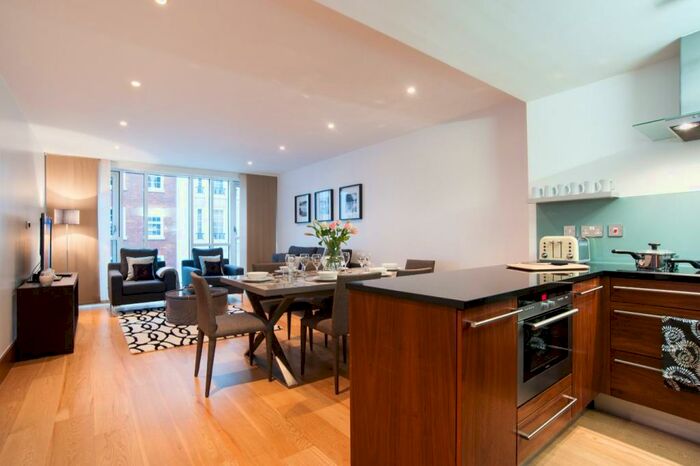 3 Bedroom Apartment To Rent In Parkview Residence, Baker Street, London, NW1