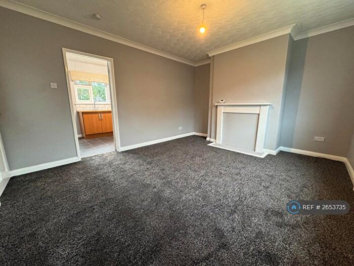 2 Bedroom End Of Terrace House To Rent In Durham Road, Doncaster, DN2