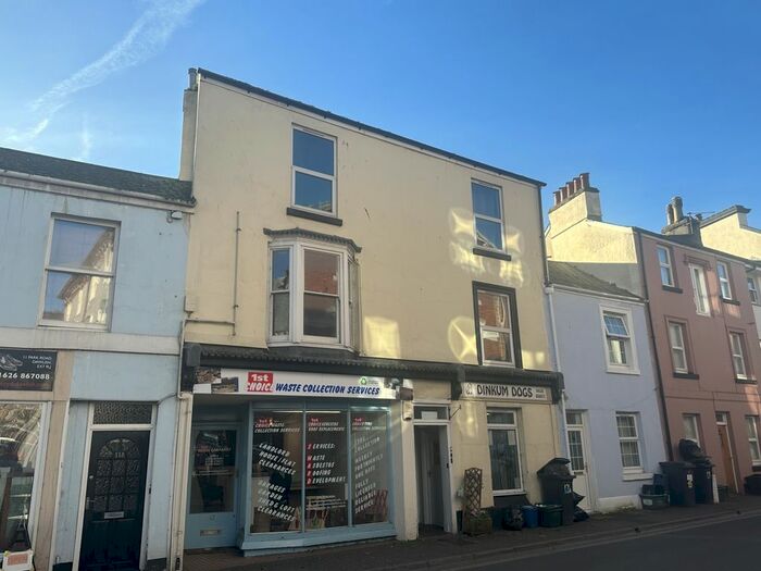 2 Bedroom Flat To Rent In Park Road, Dawlish, EX7