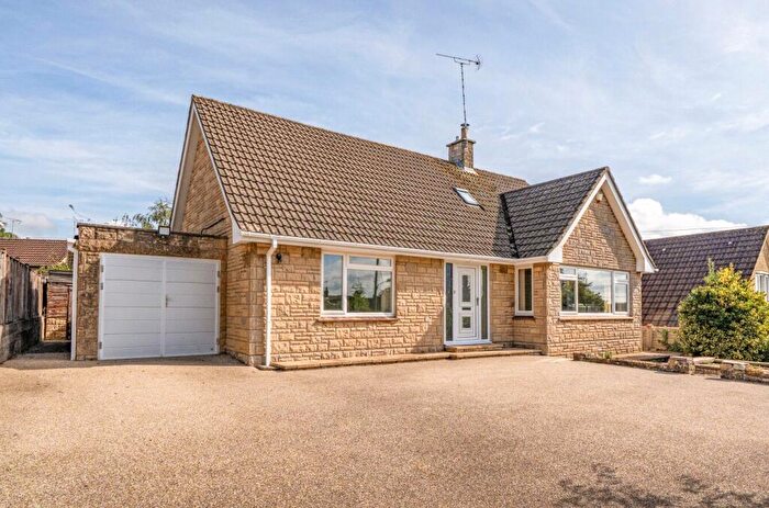 4 Bedroom Chalet For Sale In Common Road, Wincanton, Somerset, BA9