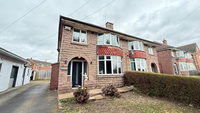 3 Bedroom Semi-Detached House To Rent In Doncaster Road, Mexborough, S64