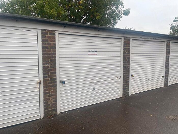 Garage / Parking To Rent In Broadwater Street East, Worthing, West Sussex, BN14