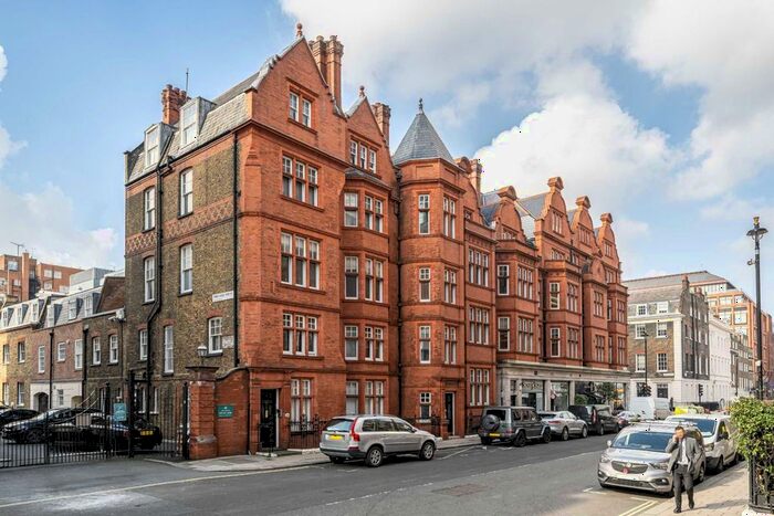 2 Bedroom Flat To Rent In Davies Street, London, W1K