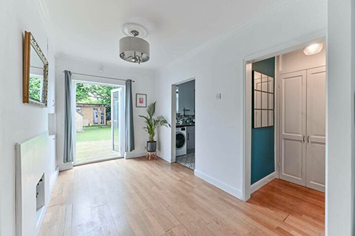 2 Bedroom Terraced House To Rent In Kemerton Road, Croydon, CR0