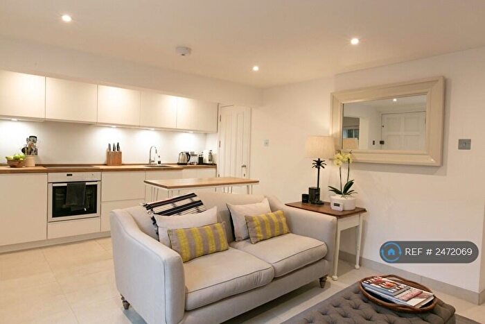 1 Bedroom Flat To Rent In Cheltenham, Cheltenham, GL52