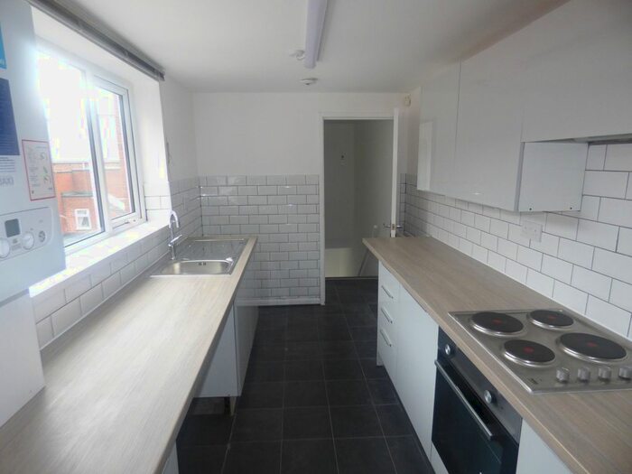 2 Bedroom Flat To Rent In Gallant Terrace, Wallsend, NE28