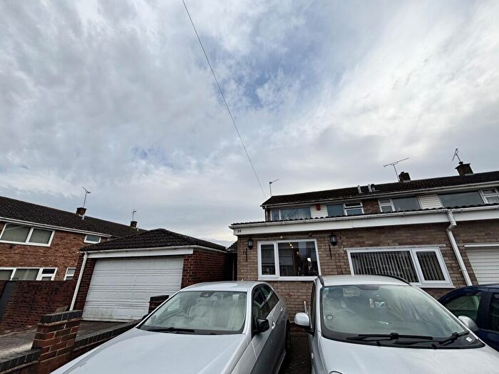 3 Bedroom House To Rent In Cedars Road, Exhall, Coventry, CV7