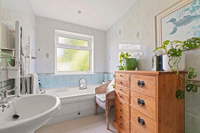 4 Bedroom Detached House For Sale In St. Philips Way, Burley-In-Wharfedale, LS29