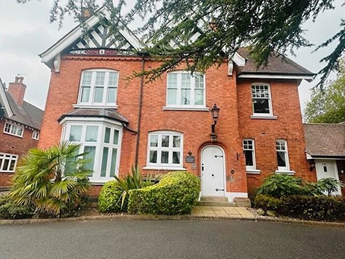 2 Bedroom Flat To Rent In Edward House, Lichfield Road, The Sovereigns, Sutton Coldfield, B74