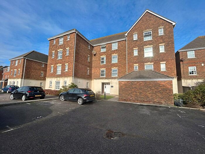 2 Bedroom Flat For Sale In Scholars Walk, Bexhill On Sea, TN39