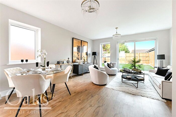 4 Bedroom End Of Terrace House For Sale In Byards Croft, Streatham Vale, SW16