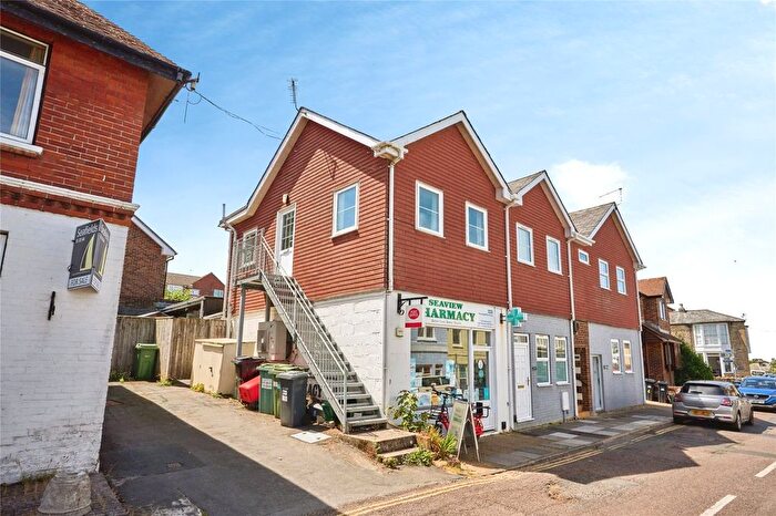 1 Bedroom Flat For Sale In Pier Road, Seaview, PO34