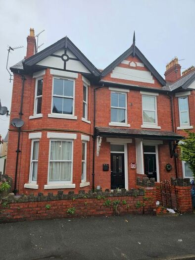 3 Bedroom Flat To Rent In Lawson Road, Colwyn Bay, LL29