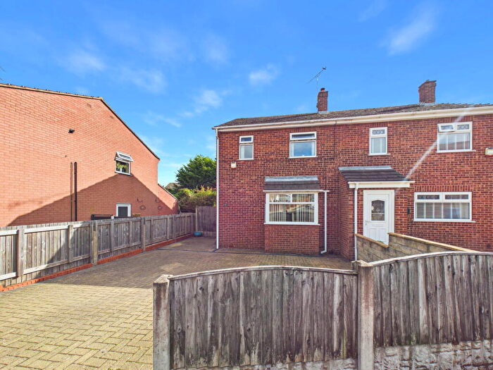 3 Bedroom Semi-Detached House For Sale In Lymington Road, Mansfield, Nottinghamshire, NG19