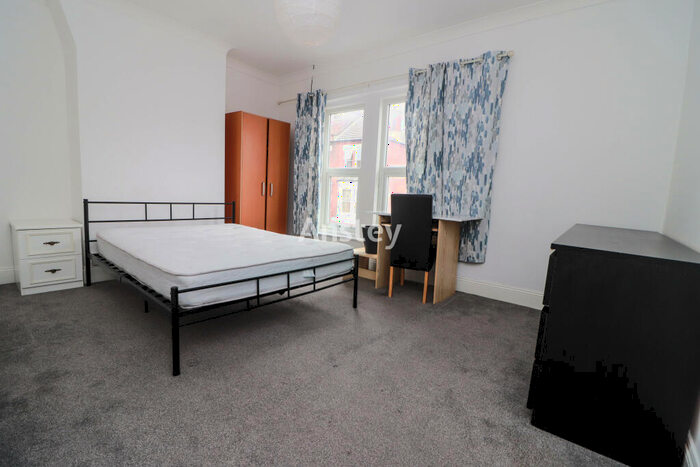 4 Bedroom Terraced House To Rent In Clausentum Road, Southampton, SO14