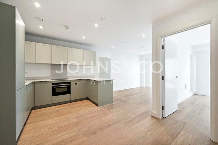 2 Bedroom Flat To Rent In Wellspring House, Royal Eden, London, E16